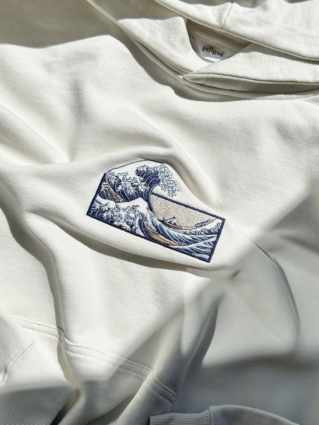 [PRE-ORDER] THE GREAT WAVE OFF KANAGAWA HOODIE