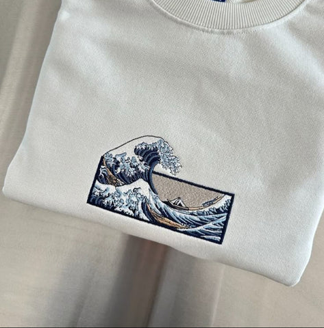 THE GREAT WAVE OFF KANAGAWA CREWNECK