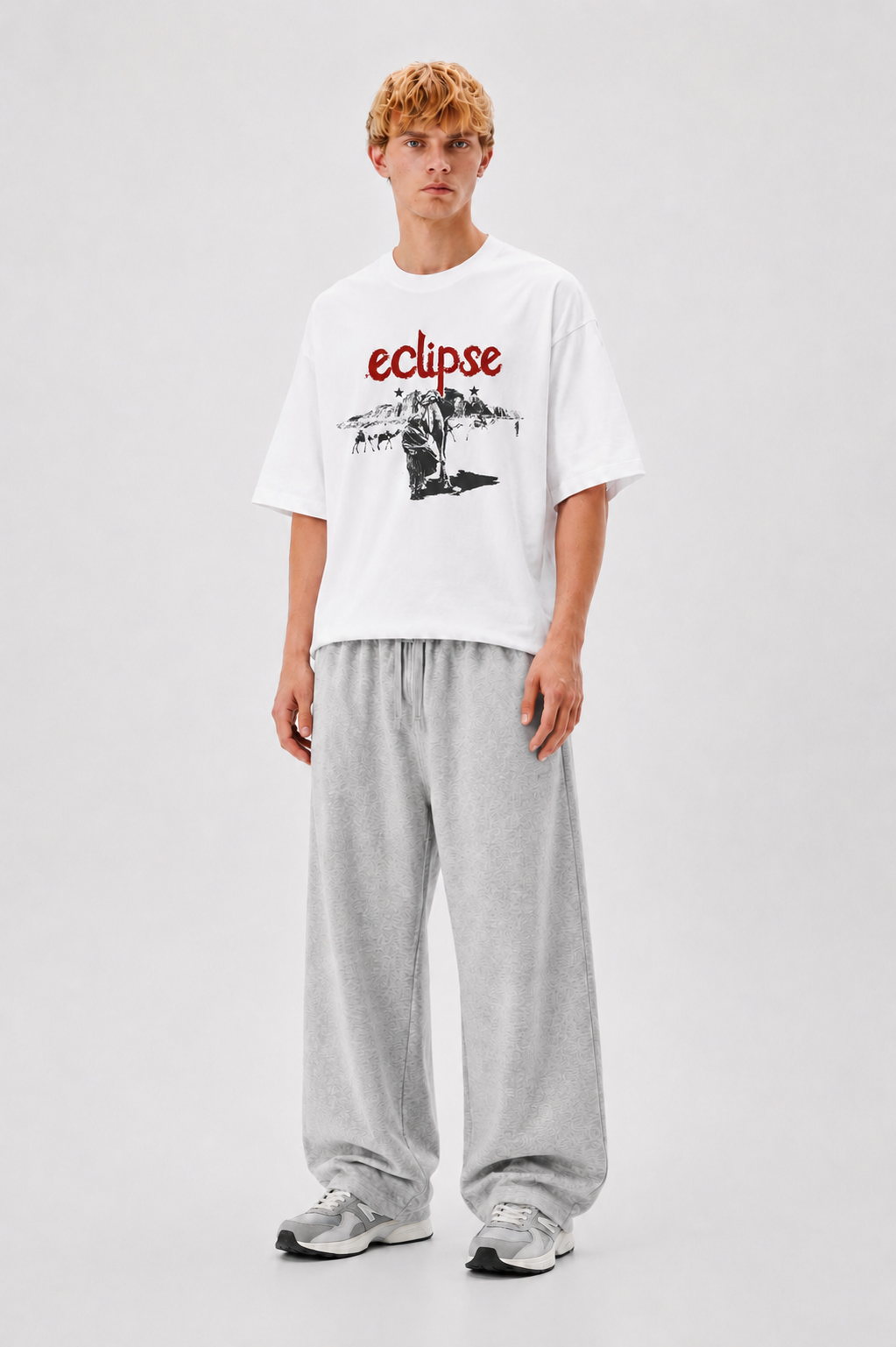 eclipse Nomad Oversized T-SHIRT