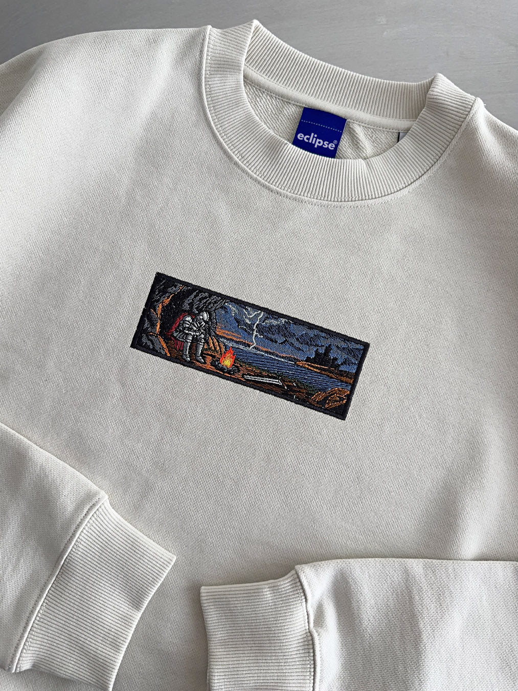 DARK FANTASY CREWNECK